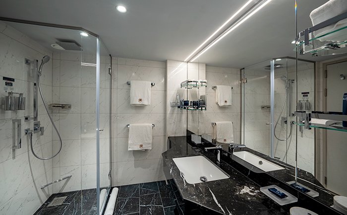 MSC Yacht club Royal suite | MSC Cruises MSC Yacht club Royal suite | MSC Cruises