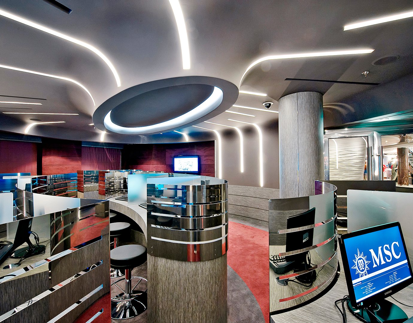 MSC Divina Entertainment Cybercafe 04 MSC Divina Entertainment Cybercafe 04