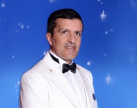 Captain Stefano Battinelli| MSC Cruises Captain Stefano Battinelli| MSC Cruises