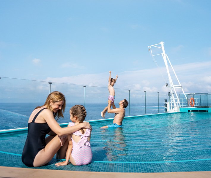 Family cruises, pool area | MSC Cruises Family cruises, pool area | MSC Cruises
